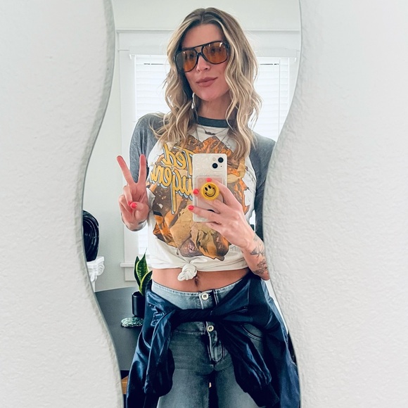 Meet your seller- Follow me on Insta - @ashpanache - Picture 4 of 4